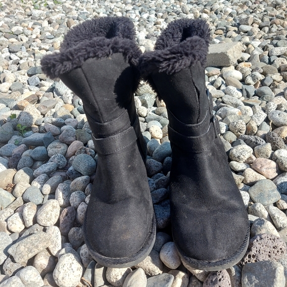 Black Airwalk boots Size 6 - Picture 2 of 6